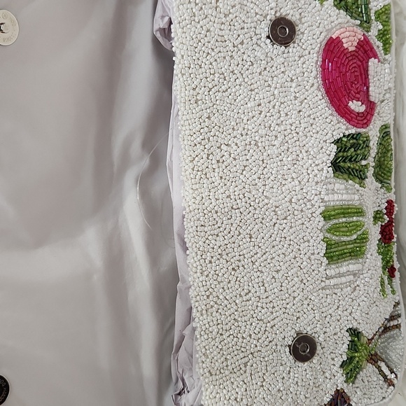 🔹️Made In India Viral Beaded Raddish  Turnip vegetable Handcrafted shoulder bag - Picture 9 of 9